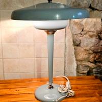 Lampada ministeriale vintage anni ’50 in metallo..