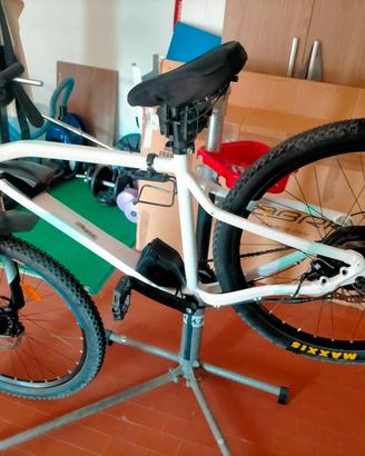 E-bike MTB Rockrider E-ST 100 RR taglia S