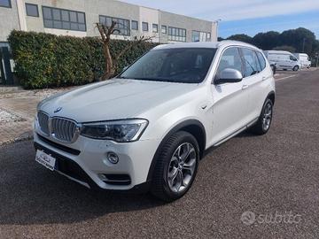 BMW X3 xDrive30dA 258CV Business Advantage Aut.