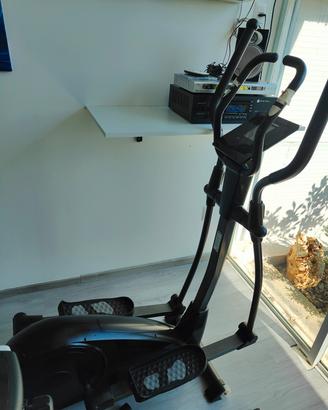 Ellittica ProForm – Compatta, silenziosa e robusta