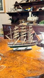 Veliero clipper XIX secolo in legno