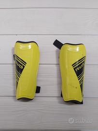 Parastinchi calcio per bambini