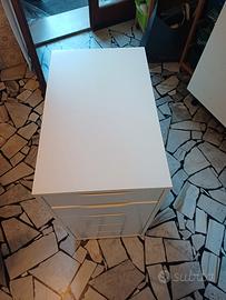 Cassettiera Ikea bianca