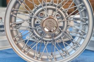 cerchi raggi borrani 13x5j