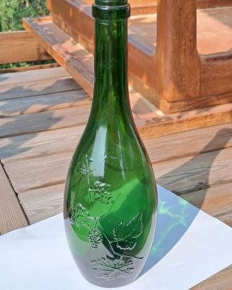 Bottiglie in vetro decorate