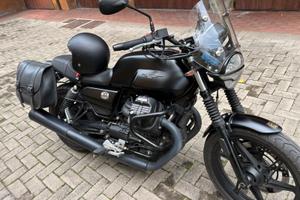 Moto guzzi v7 850