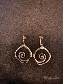 Orecchini a spirale in argento 925 rodiato NUOVI