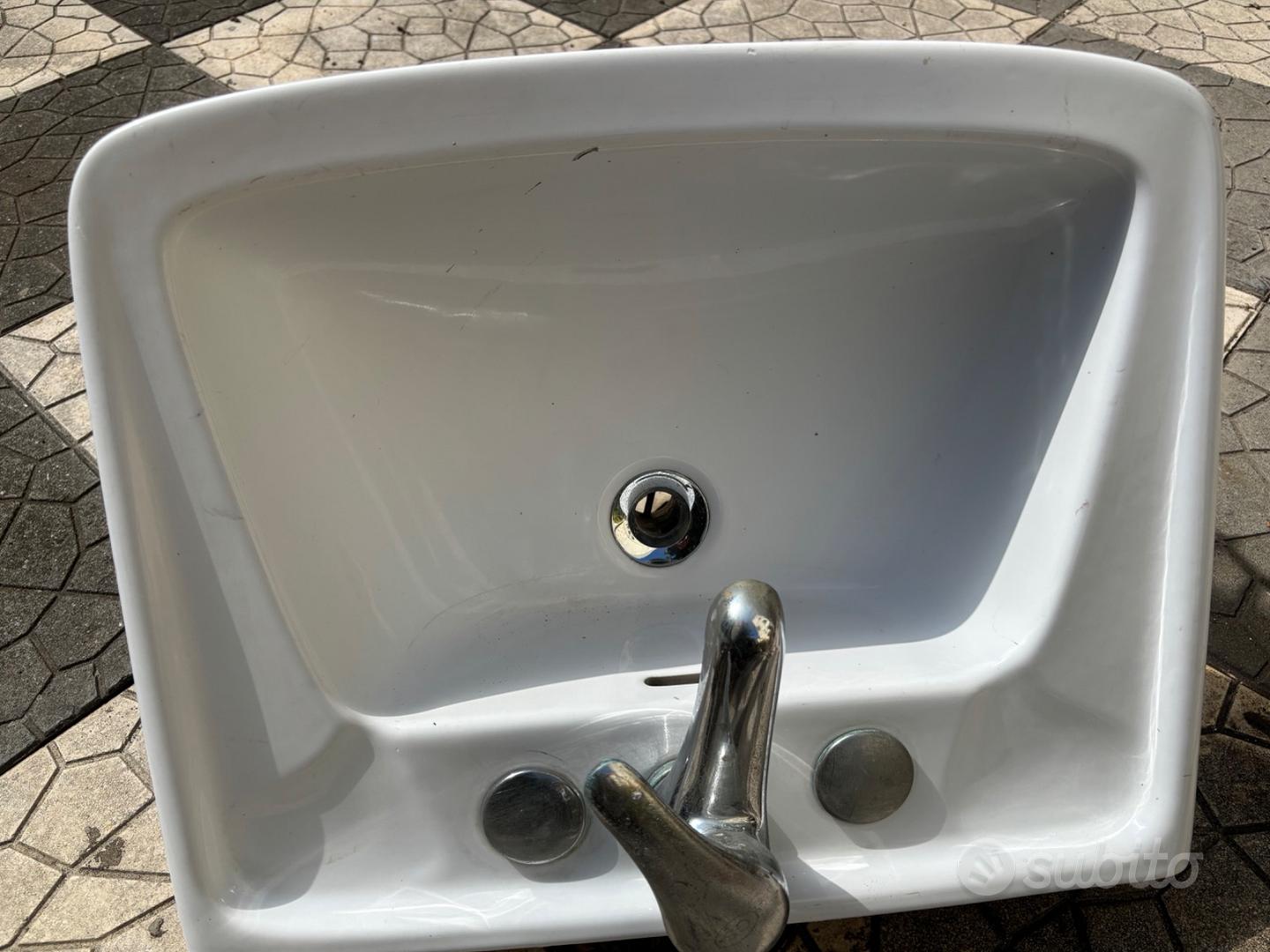 Lavabo usato 50x40 - Giardino e Fai da te In vendita a Napoli