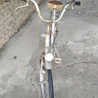 Bicicletta donna tipo "Graziella"