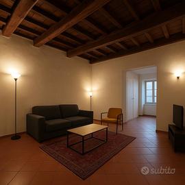 Trilocale santa croce libero spese minime