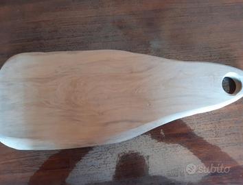 tagliere in legno ulivo