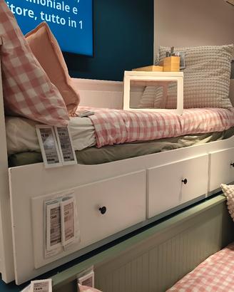divano / letto matrimoniale /letto singolo 