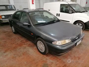 FORD Mondeo 2.0 16v Ghia 5p