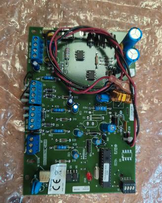  Alimentatore ausiliario Comfort CS320