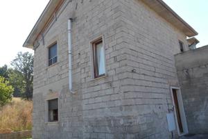 Casa indipendente di 110 m² con 5 locali a Nusco
