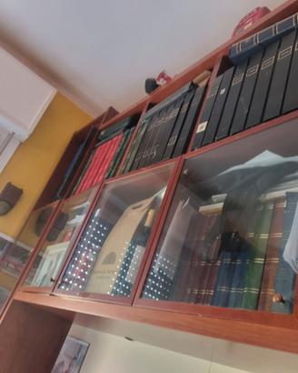 grosso accumulo di  filatelico e monete