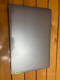 Ideapad 3 15IAU7 Lenovo