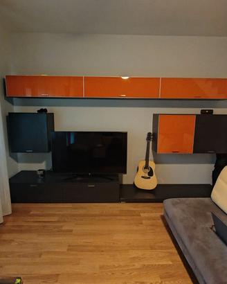 Arredamento soggiorno - parete TV