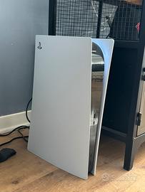 Playstation 5 con CD 200 ore di vita come nuova