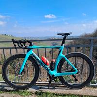 Bicicletta da corsa Bianchi Oltre Comp
