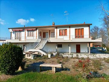 Tresigallo (fe) villa bifamiliare rif.4/a