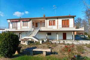 Tresigallo (fe) villa bifamiliare rif.4/a