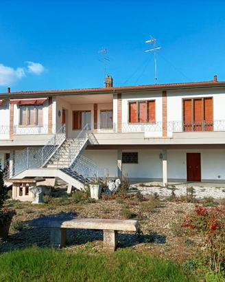 Tresigallo (fe) villa bifamiliare rif.4/a
