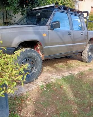 Mitsubishi L200 pickup double cab