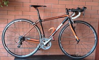 KTM 1000 race bici corsa