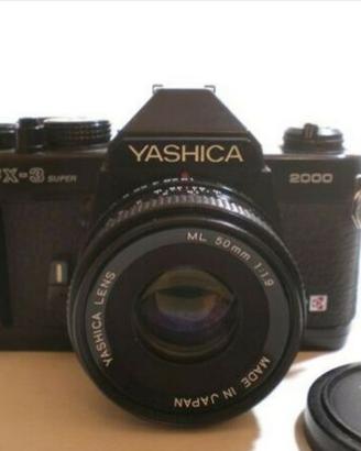 Yashica FX 3 Super 2000 Fotocamera Reflex Pellicol