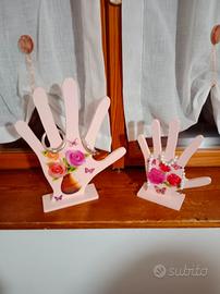 Mani in legno 