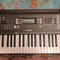 Yamaha Digital Keyboard PSR-E373