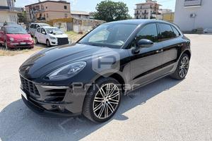 PORSCHE Macan 2.0