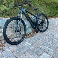EMTB TREK POWERFLY 4 Anno 2022 Taglia M