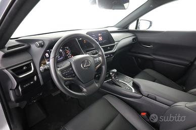 LEXUS UX UX Hybrid Design