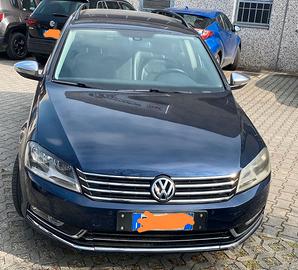 VW PASSAT 