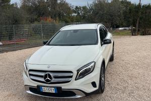 Mercedes-benz GLA 220 CDI Automatic Sport camera p