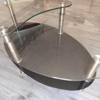 Tavolino in vetro