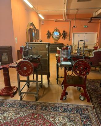 affettatrici a volano Berkel restaurate con base