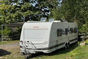 Roulotte Dethleffs doppio asse con mover