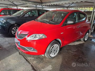 Lancia Ypsilon 0.9 TwinAir 85 CV 5 porte Metano Ec