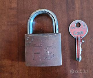 VECCHIO LUCCHETTO ARCO FS FERROVIE STATO OTTONE