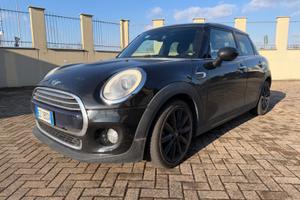 MINI cooper 1.5 diesel cambio automatico