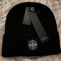 Cappello stone island nuovo