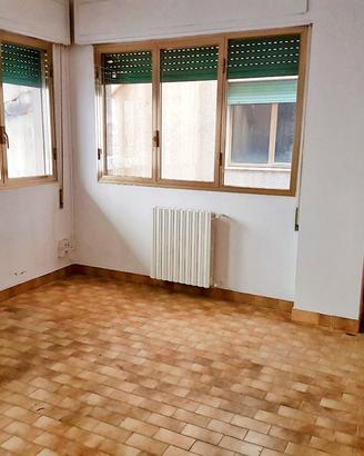 Magazzino, deposito Via Risorgimento mq 240