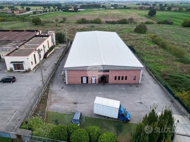 CAPANNONE A CAVRIANA