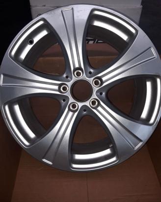 Cerchi in lega 18 pollici Merceses Glc