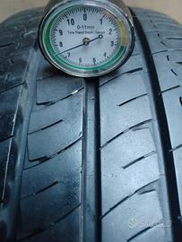 2 Gomme SEMINUOVE 225/70-15 C Michelin Agilis