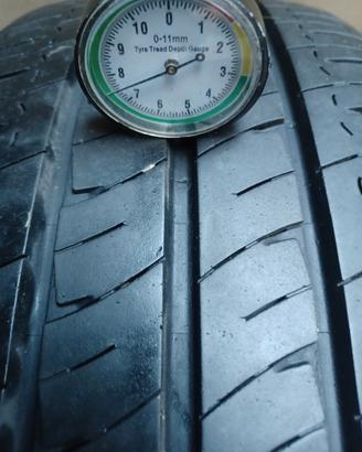 2 Gomme SEMINUOVE 225/70-15 C Michelin Agilis