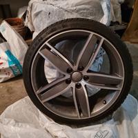 Audi s3 8V cerchioni 19 gommati con termiche nuove